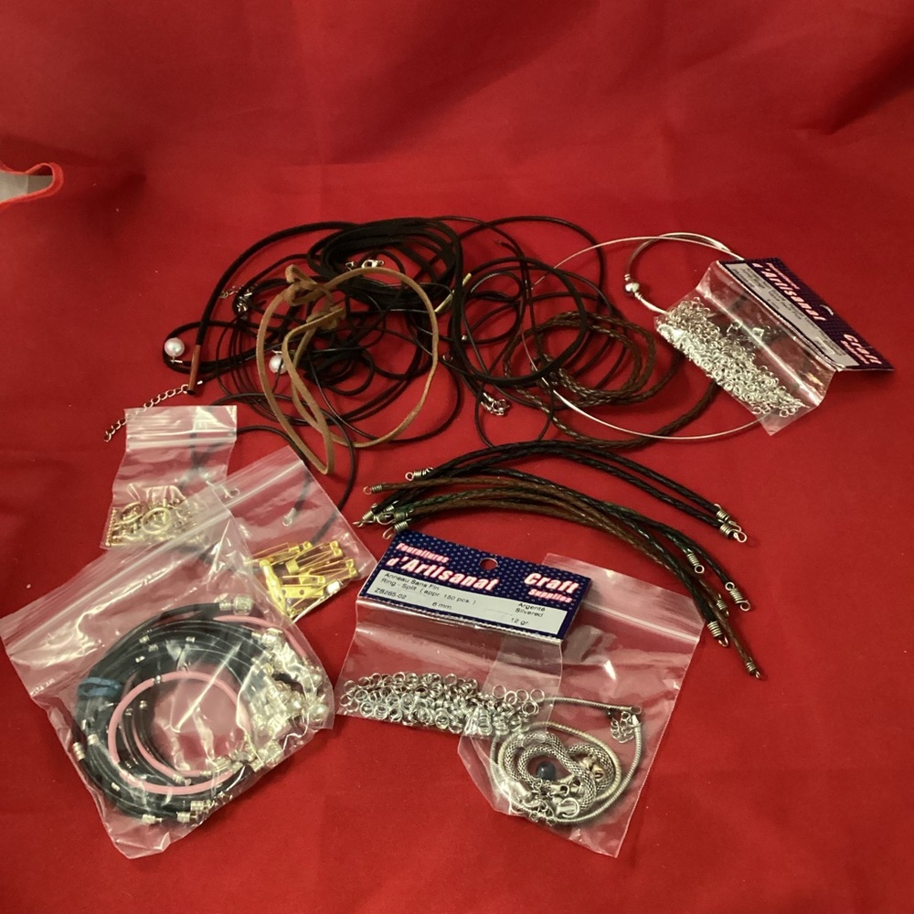Mixed material lot for jewelry crafting